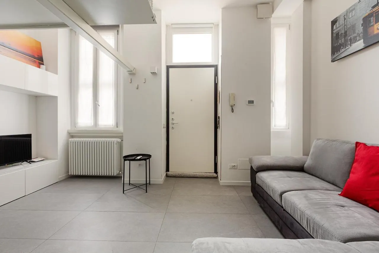 Cosy And Quiet Apartment In Milano  Milan