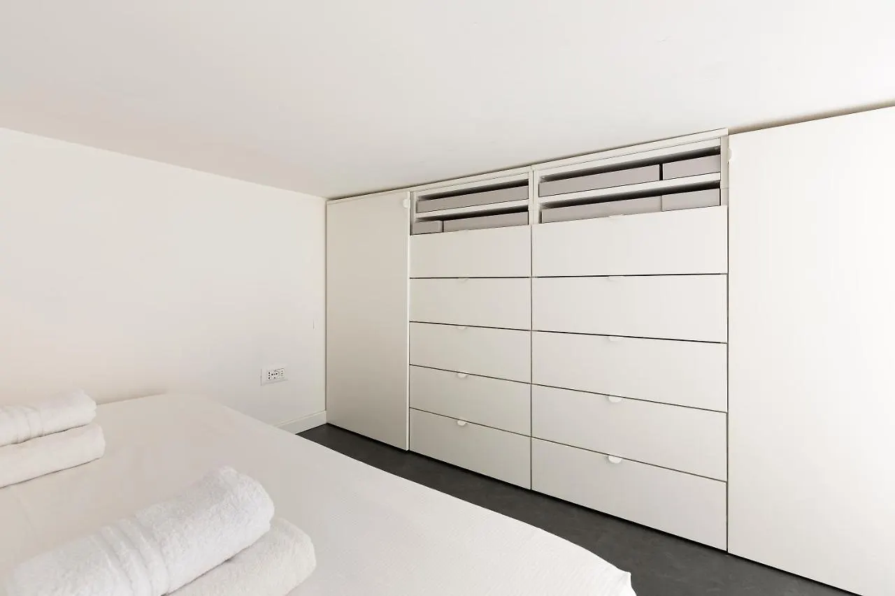 Cosy And Quiet Apartment In Milano  Milan